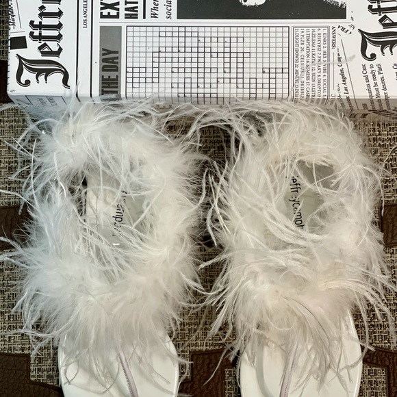 Authentic Jeffrey Campbell Boca Flat Sandals - Picture 7 of 13